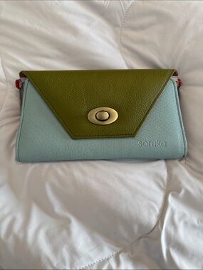 Soruka Two-Tone Olive Green & Light Blue Wristlet Clutch